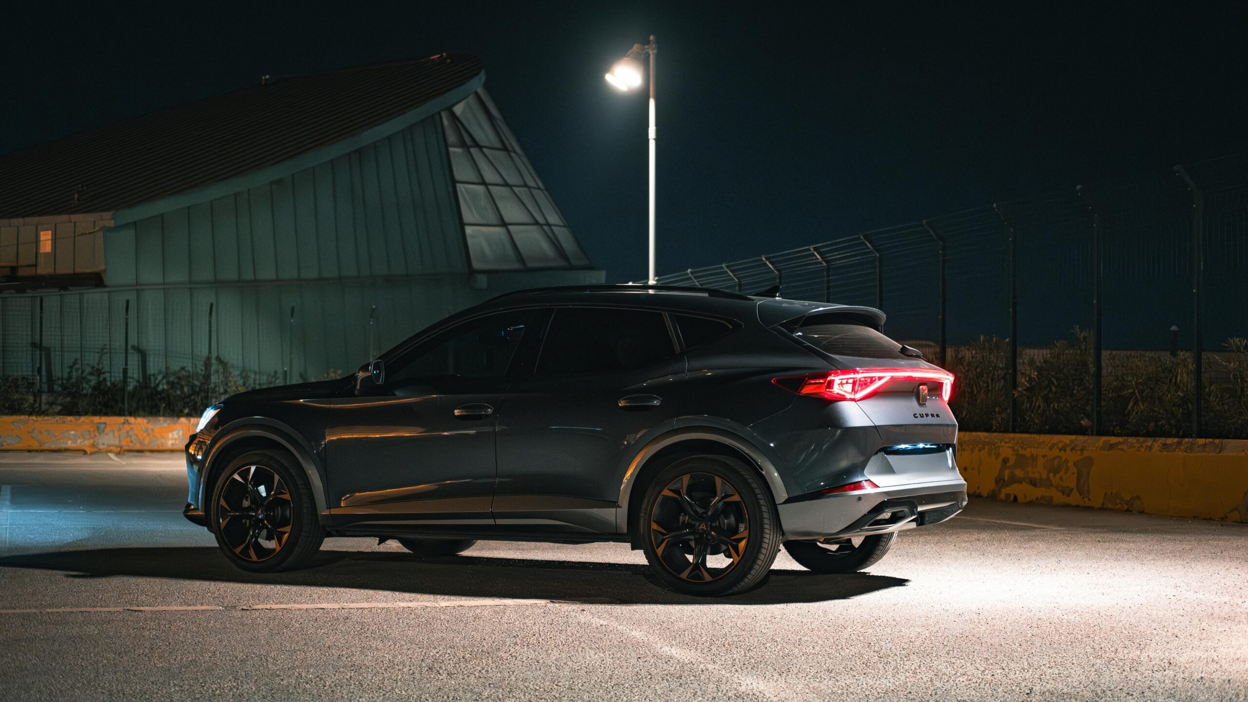 Kasutatud auto päritoluriigi varjatud riskid: miks Itaalia, Prantsusmaa ja Saksamaa nõuavad ostjal eriti teravat pilku Päritoluriik ütleb selle ajaloo kohta roh